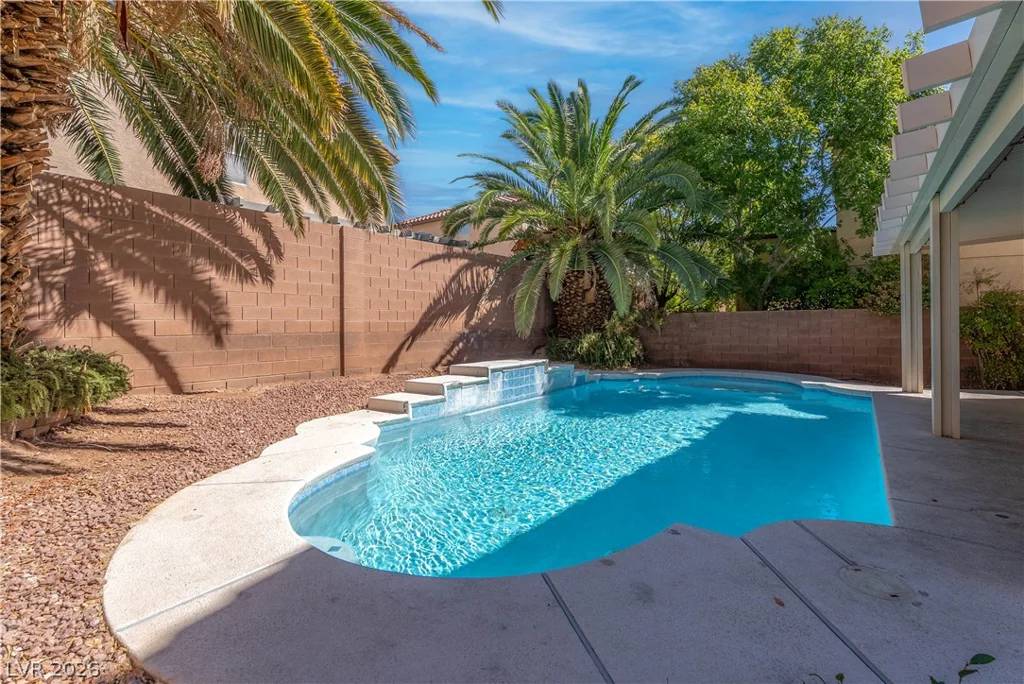 5336 Welch Valley, Las Vegas, NV 89131