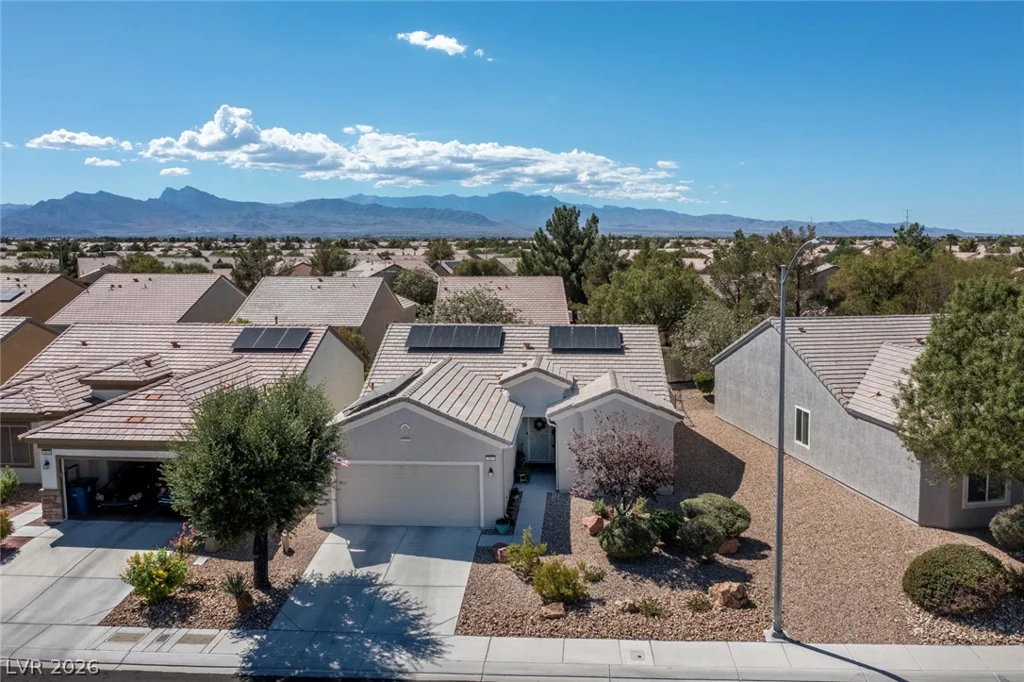 7817 Pine Warbler, North Las Vegas, NV 89084