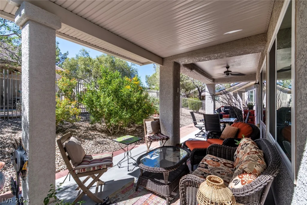 7817 Pine Warbler, North Las Vegas, NV 89084