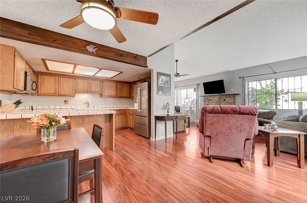 1824 Arbol Verde, Las Vegas, NV 89119