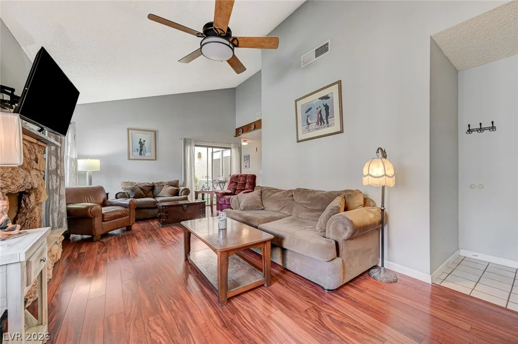 1824 Arbol Verde, Las Vegas, NV 89119