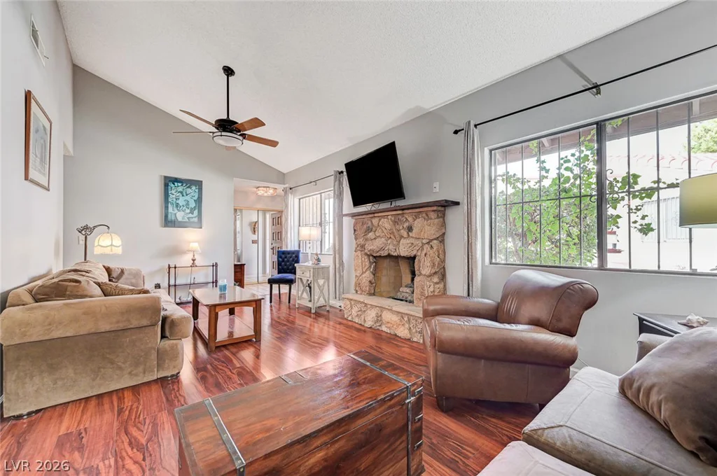 1824 Arbol Verde, Las Vegas, NV 89119