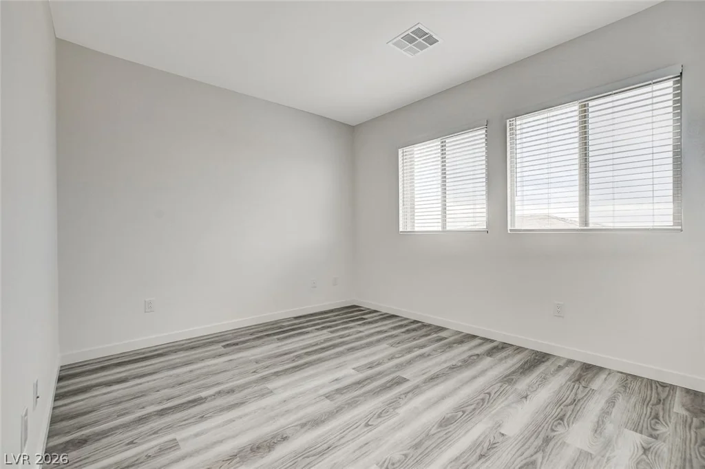 91 Medianoche, Las Vegas, NV 89138