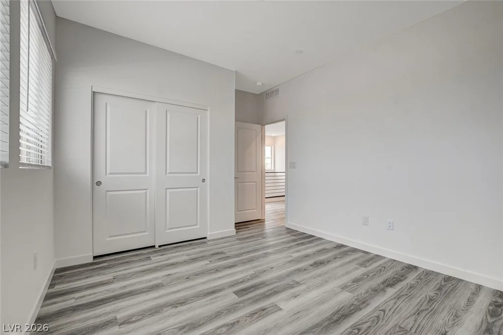 91 Medianoche, Las Vegas, NV 89138