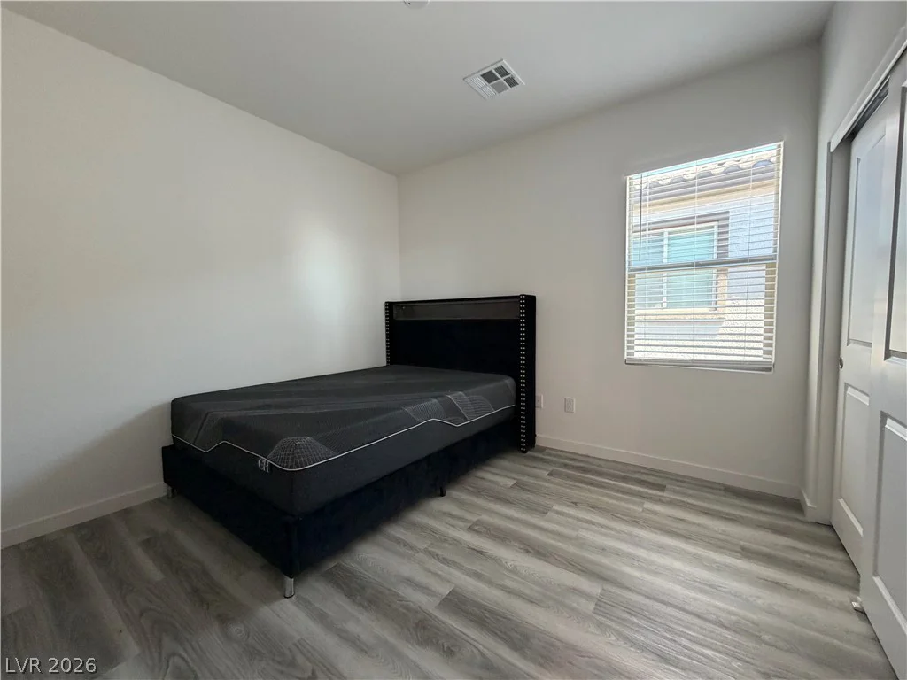 91 Medianoche, Las Vegas, NV 89138