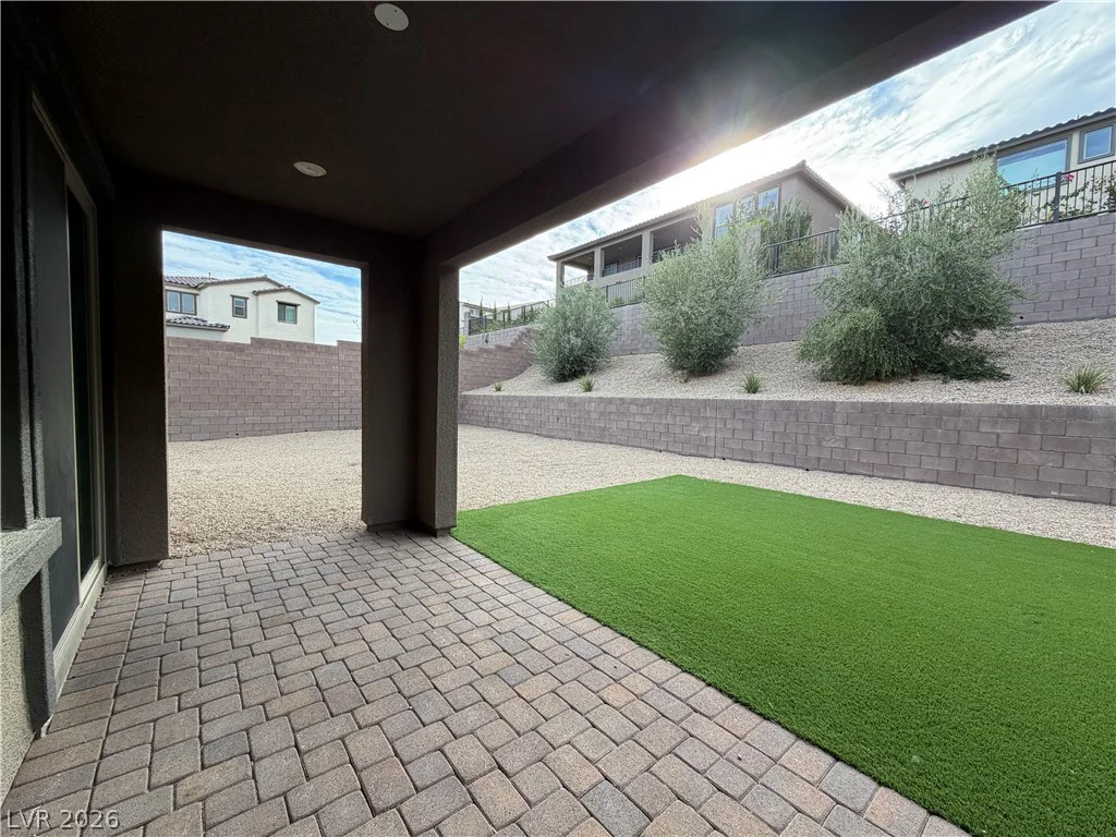 91 Medianoche, Las Vegas, NV 89138