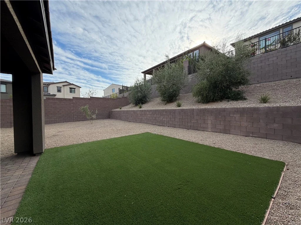 91 Medianoche, Las Vegas, NV 89138