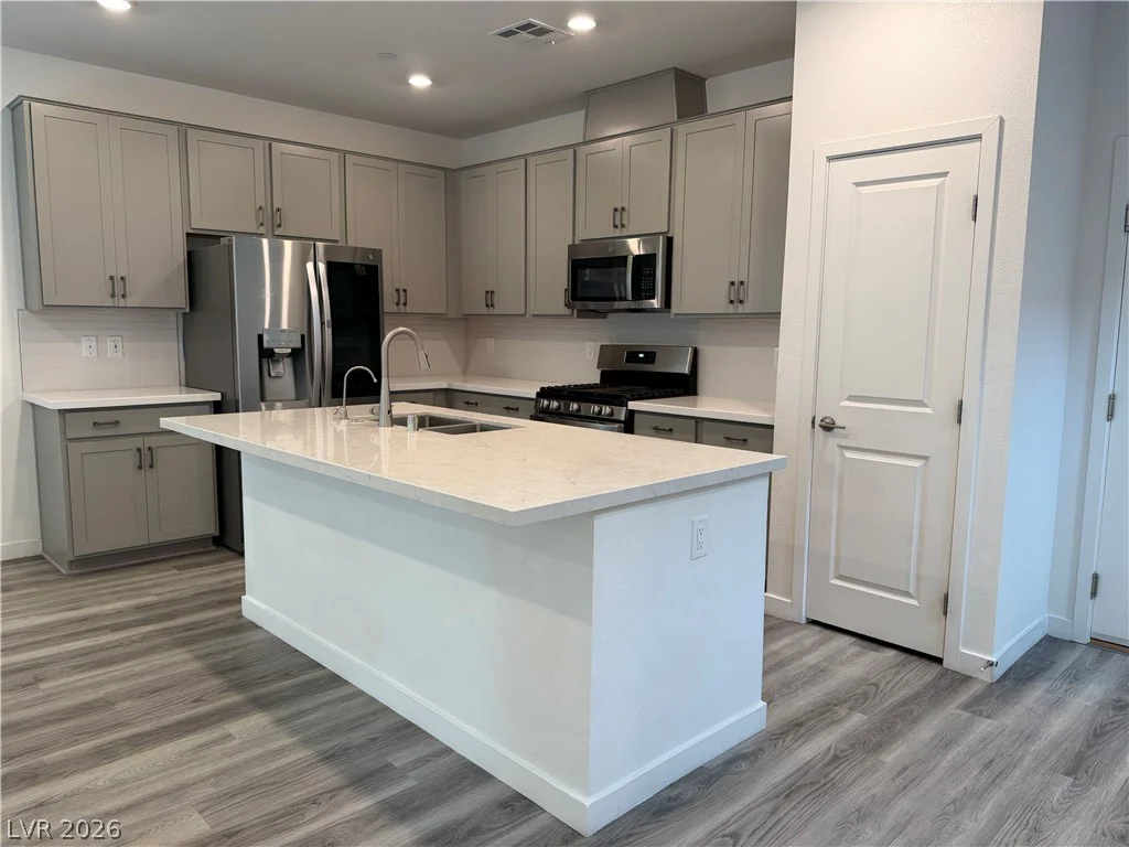 91 Medianoche, Las Vegas, NV 89138
