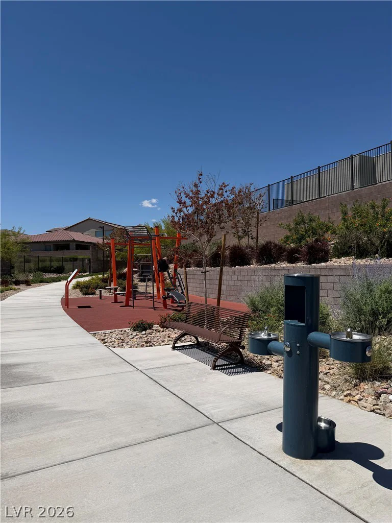 91 Medianoche, Las Vegas, NV 89138