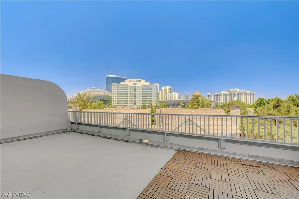 360 Desert Inn, Las Vegas, NV 89109