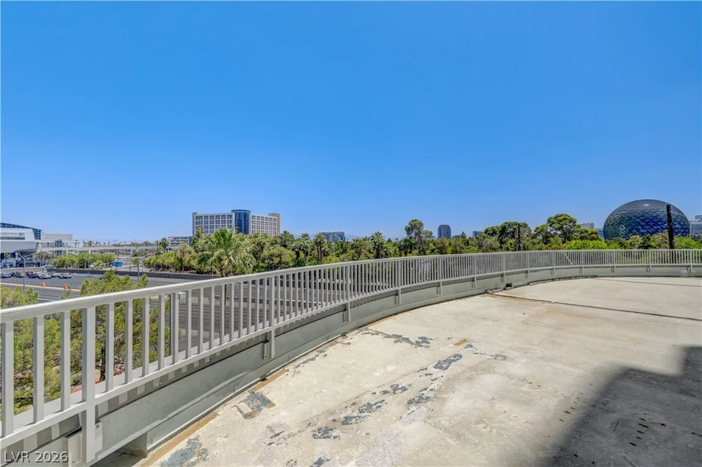 360 Desert Inn, Las Vegas, NV 89109