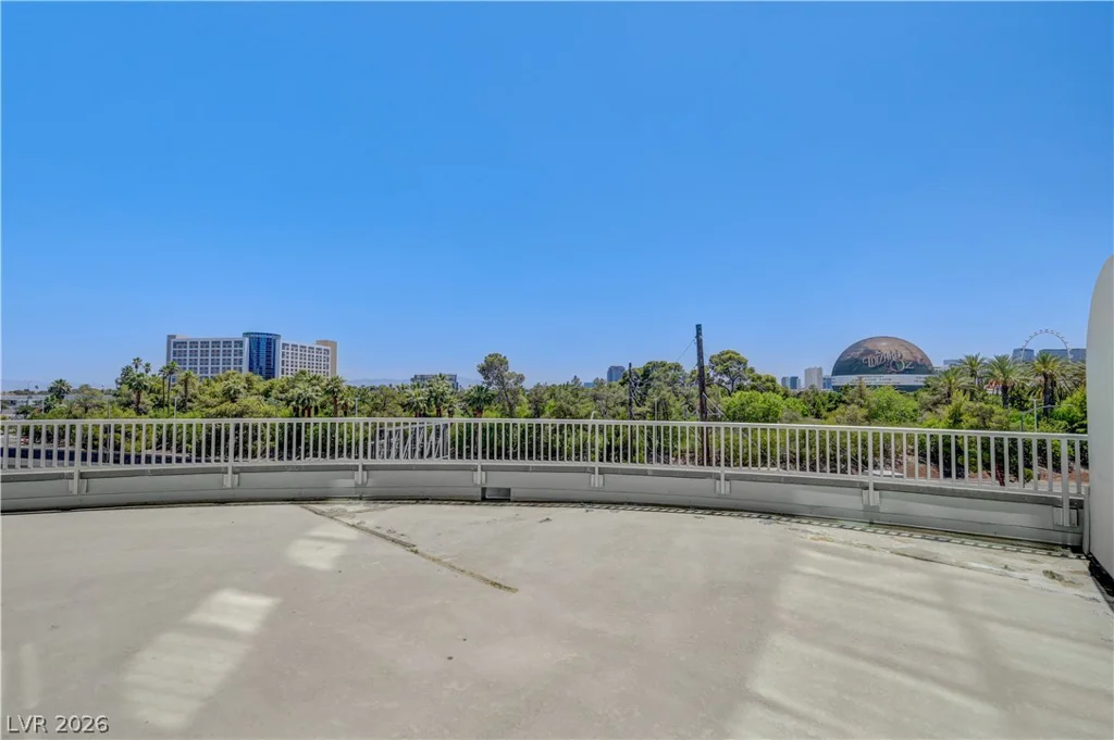 360 Desert Inn, Las Vegas, NV 89109
