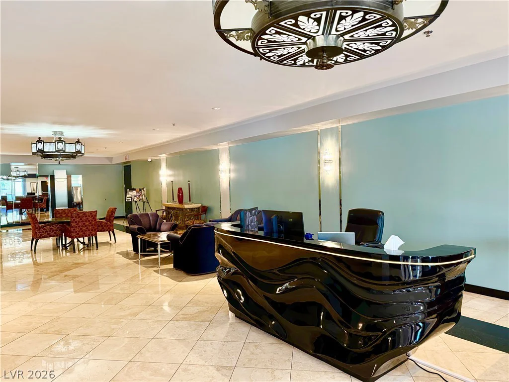 360 Desert Inn, Las Vegas, NV 89109