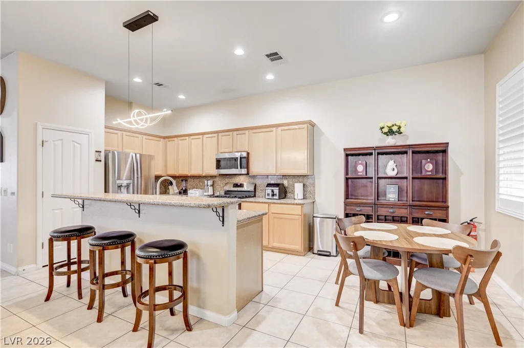 5851 Flight Wing, Las Vegas, NV 89113