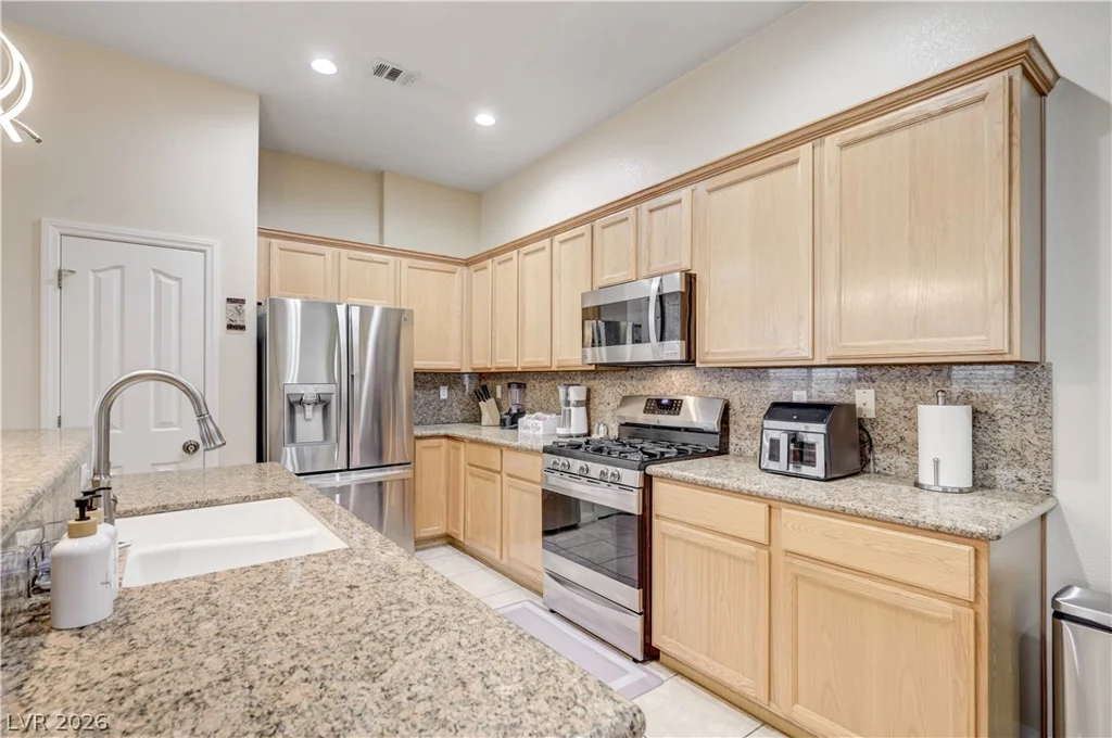 5851 Flight Wing, Las Vegas, NV 89113