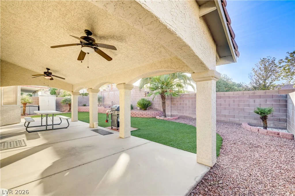 5851 Flight Wing, Las Vegas, NV 89113