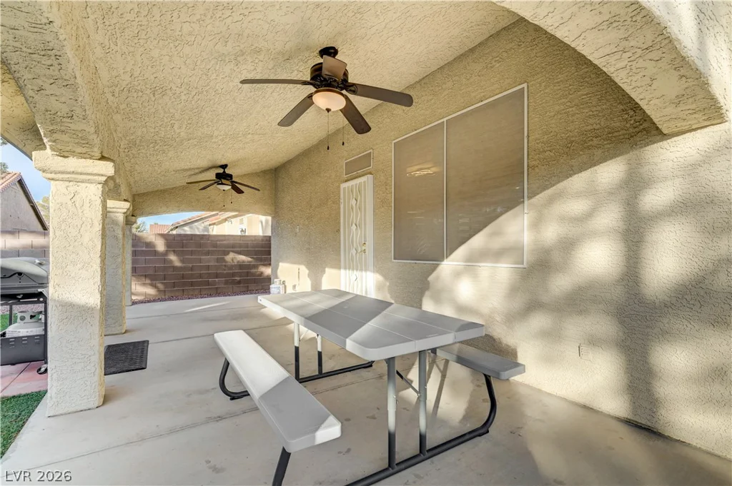 5851 Flight Wing, Las Vegas, NV 89113