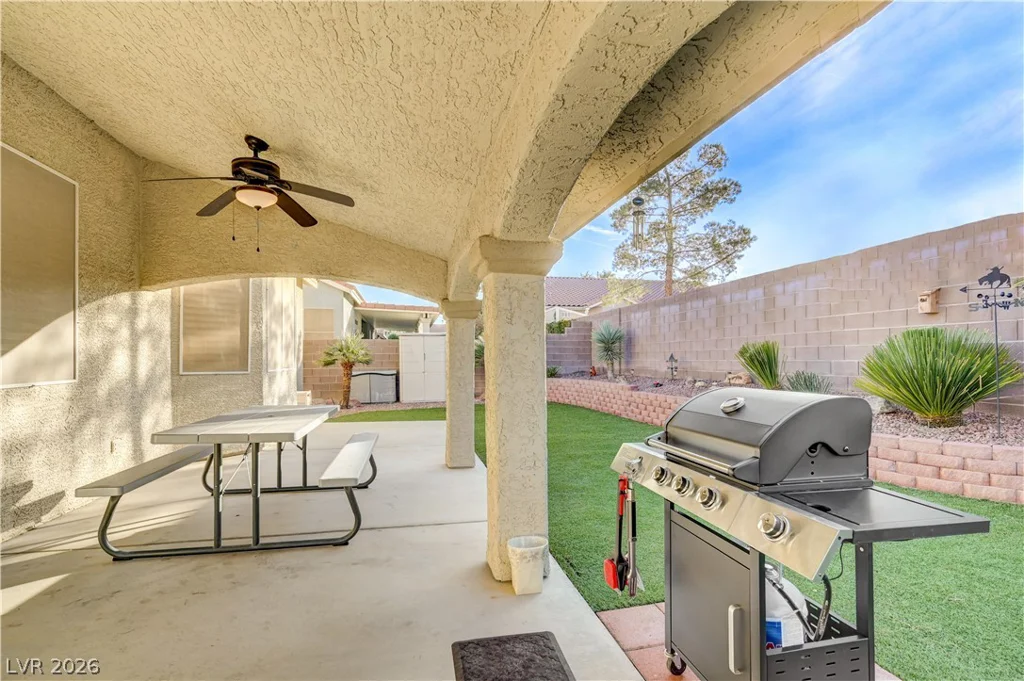 5851 Flight Wing, Las Vegas, NV 89113