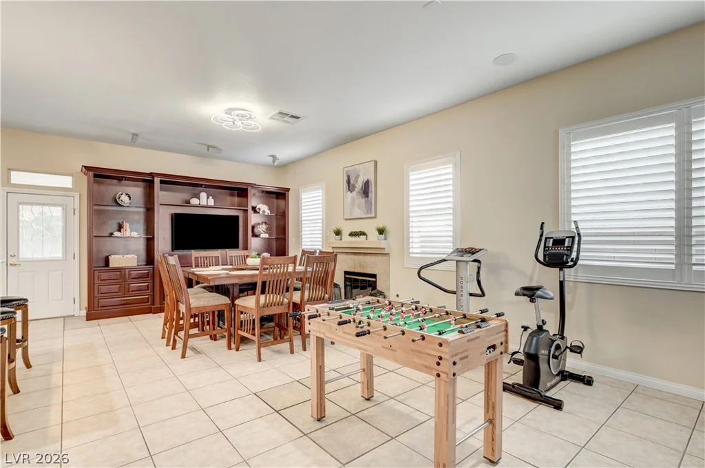 5851 Flight Wing, Las Vegas, NV 89113