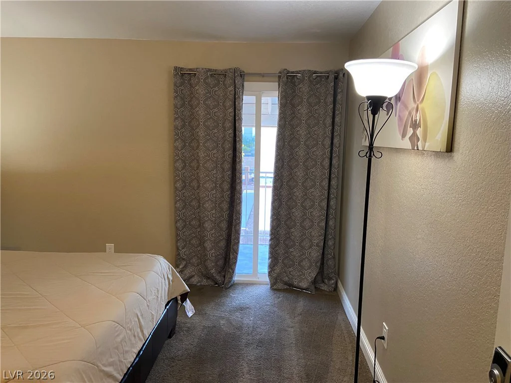 1215 Rawhide, Las Vegas, NV 89119
