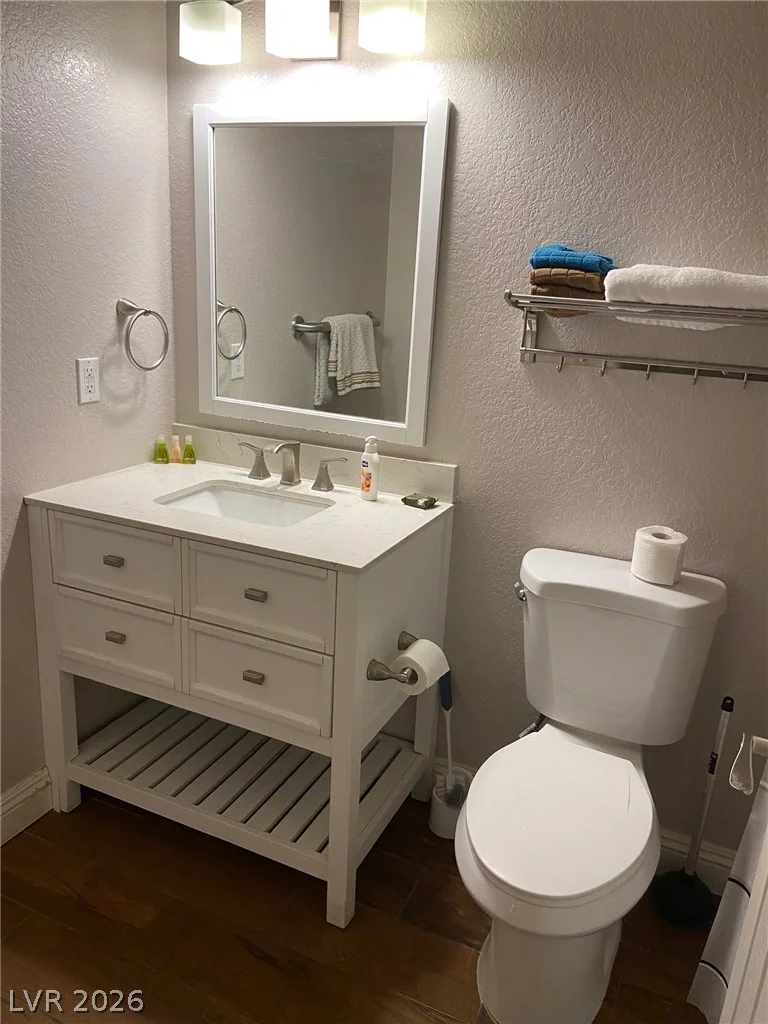 1215 Rawhide, Las Vegas, NV 89119