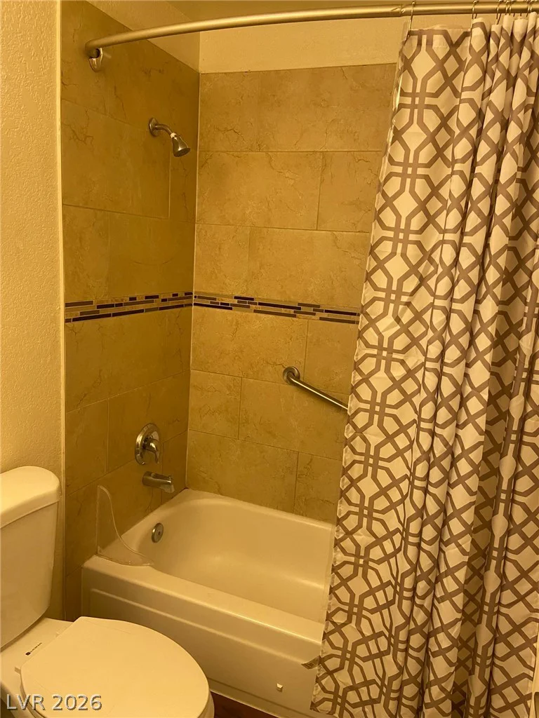 1215 Rawhide, Las Vegas, NV 89119
