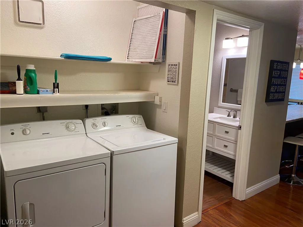 1215 Rawhide, Las Vegas, NV 89119