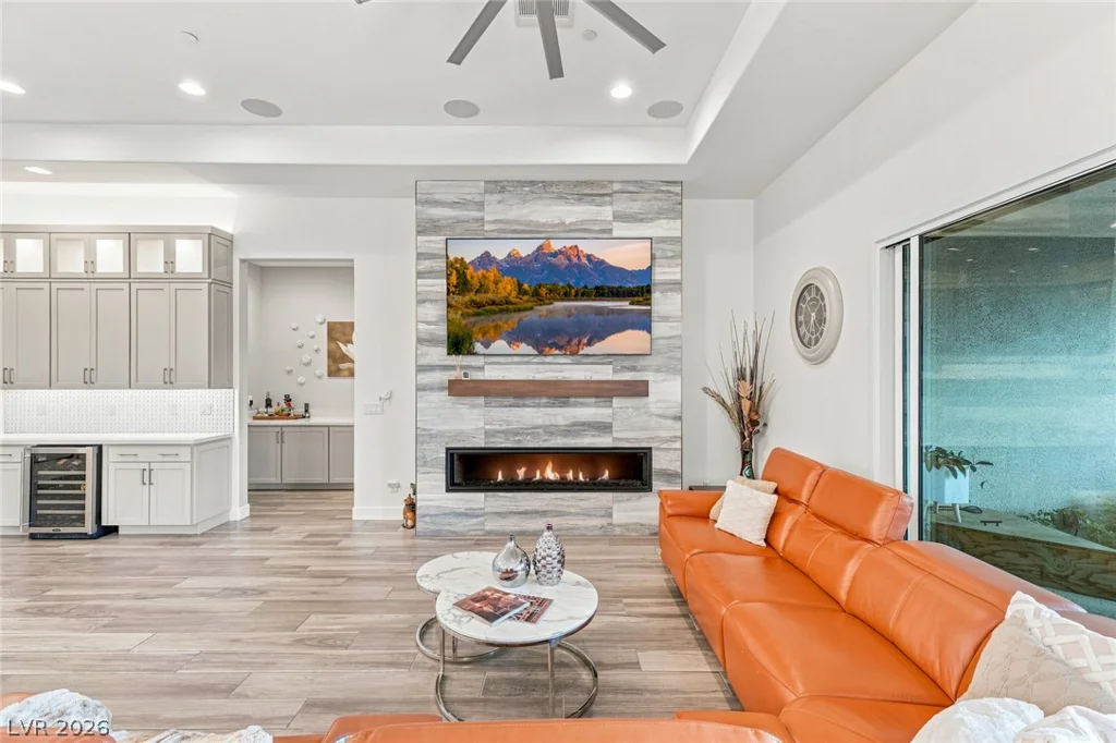 9935 Justin Earl, Las Vegas, NV 89149