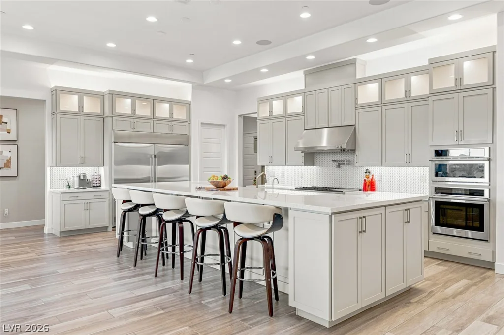 9935 Justin Earl, Las Vegas, NV 89149