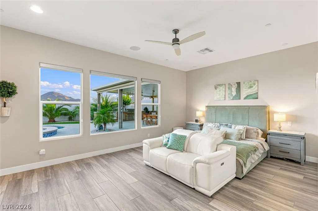 9935 Justin Earl, Las Vegas, NV 89149