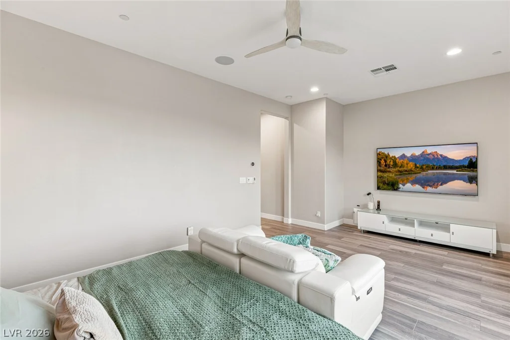 9935 Justin Earl, Las Vegas, NV 89149
