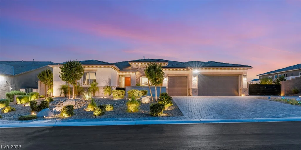 9935 Justin Earl, Las Vegas, NV 89149