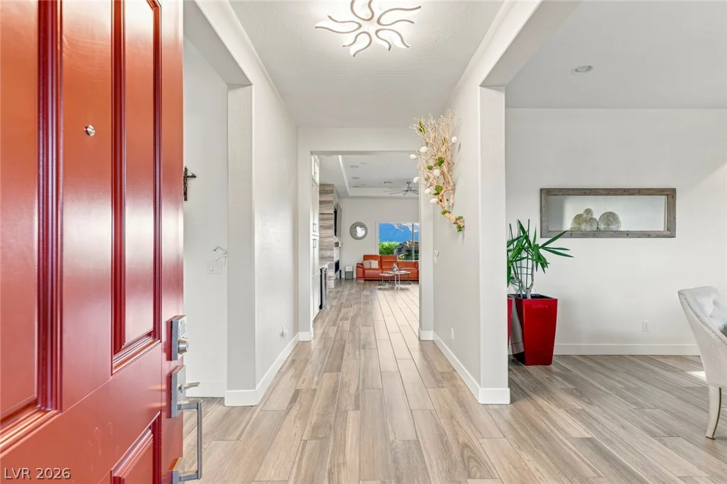 9935 Justin Earl, Las Vegas, NV 89149