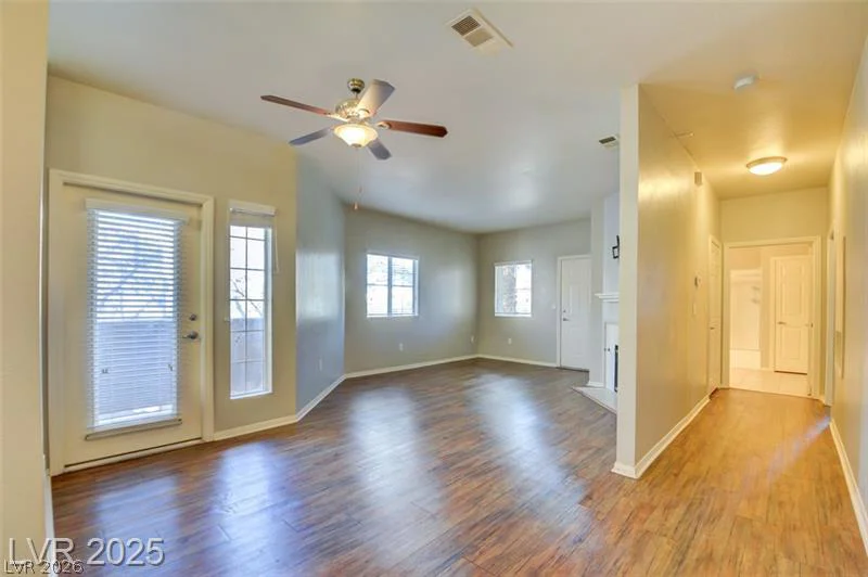 5250 Rainbow, Las Vegas, NV 89118