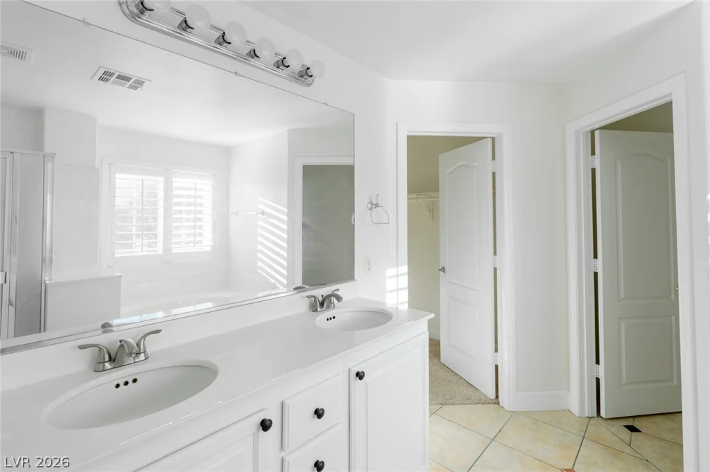 11094 Crystal Crest, Las Vegas, NV 89135