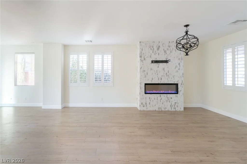 11094 Crystal Crest, Las Vegas, NV 89135