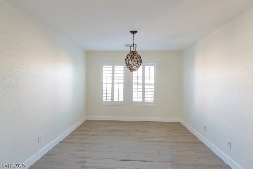 11094 Crystal Crest, Las Vegas, NV 89135