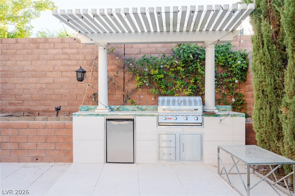 11094 Crystal Crest, Las Vegas, NV 89135
