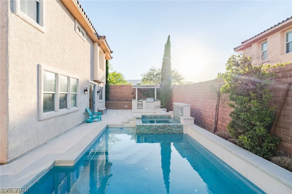 11094 Crystal Crest, Las Vegas, NV 89135