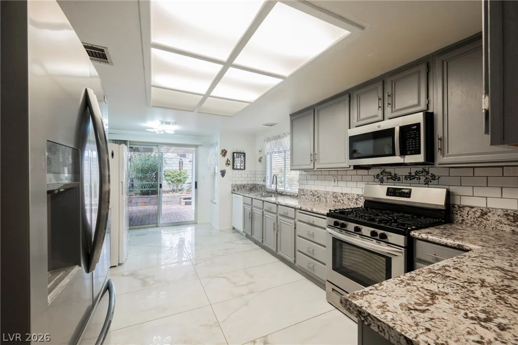 3213 Oyster Bay, Las Vegas, NV 89117