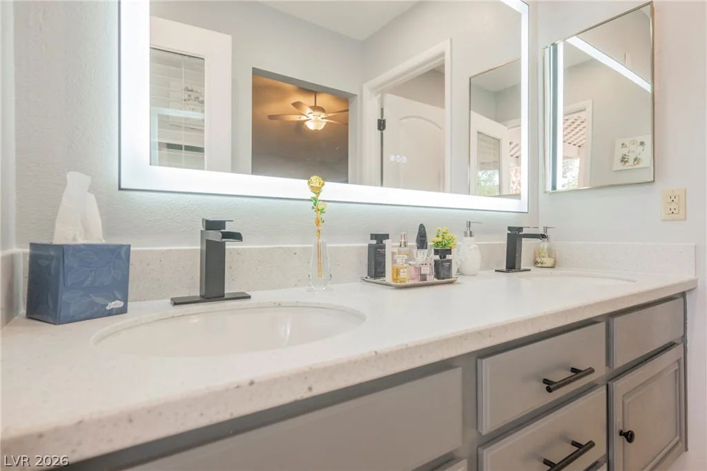 3213 Oyster Bay, Las Vegas, NV 89117