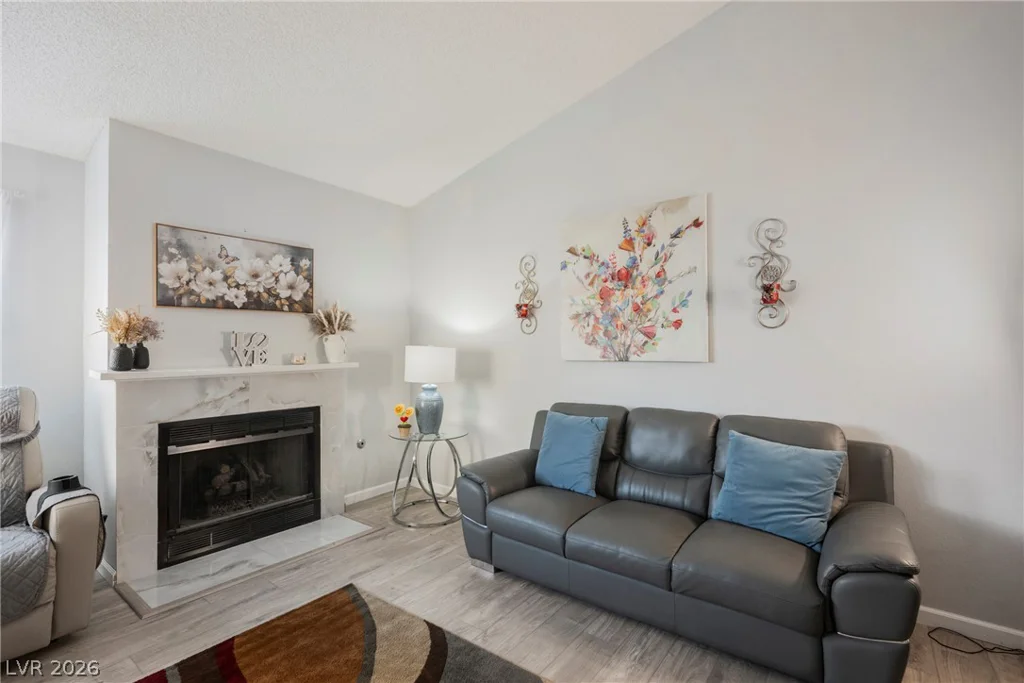 3213 Oyster Bay, Las Vegas, NV 89117