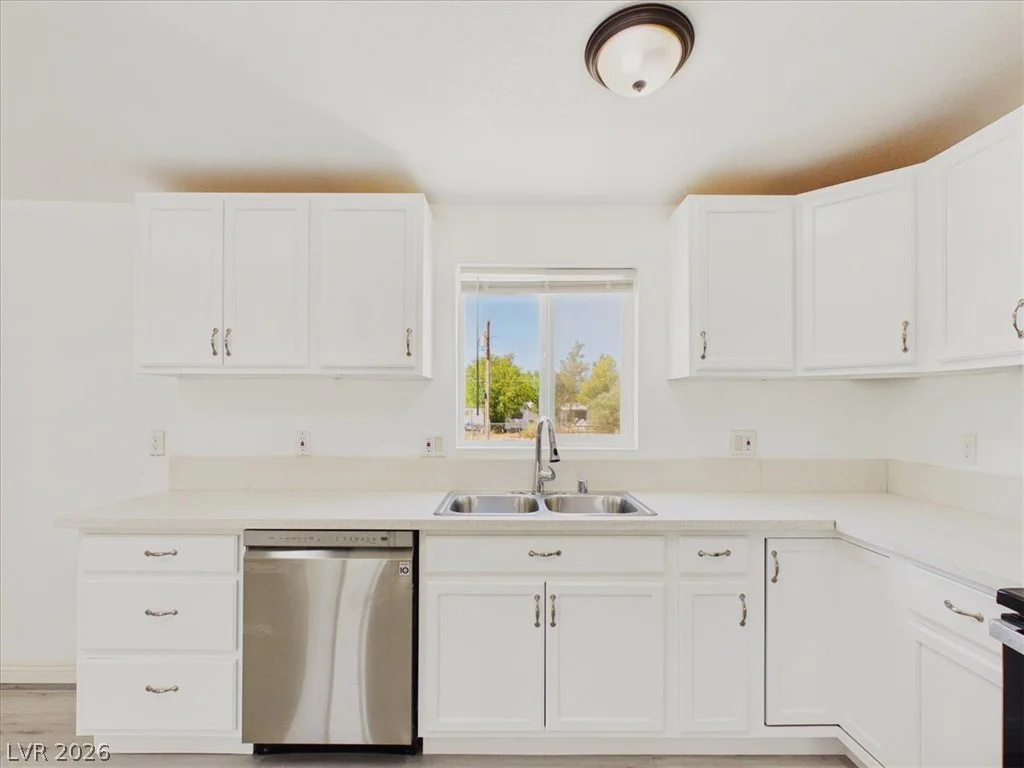 3850 Leonard, Pahrump, NV 89060