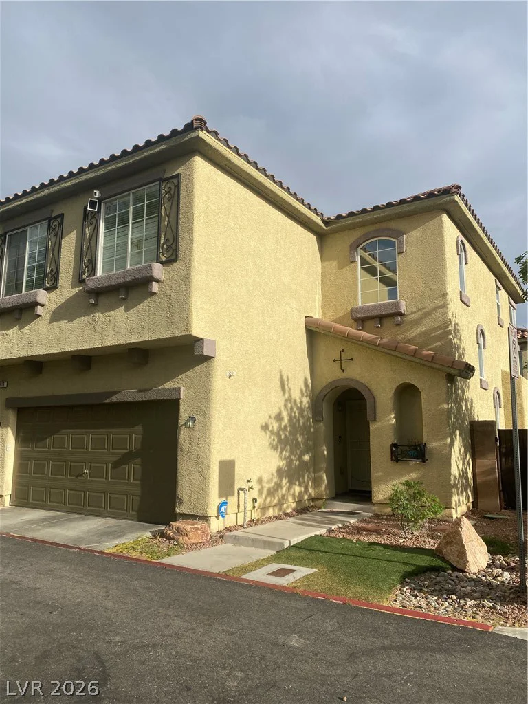 8913 Cambridge Glen, Las Vegas, NV 89149