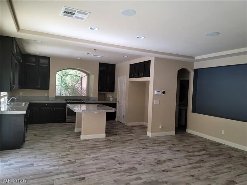 9758 Panther Hollow, Las Vegas, NV 89141