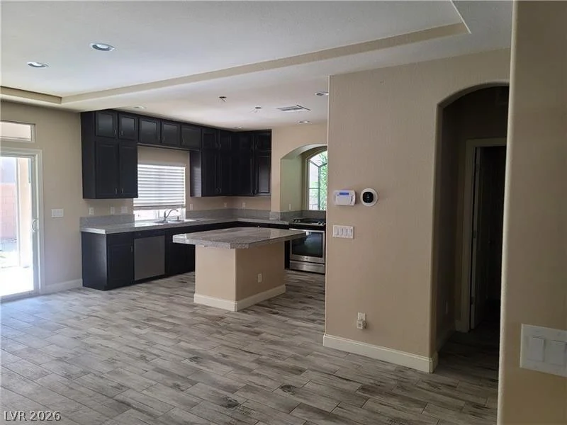 9758 Panther Hollow, Las Vegas, NV 89141