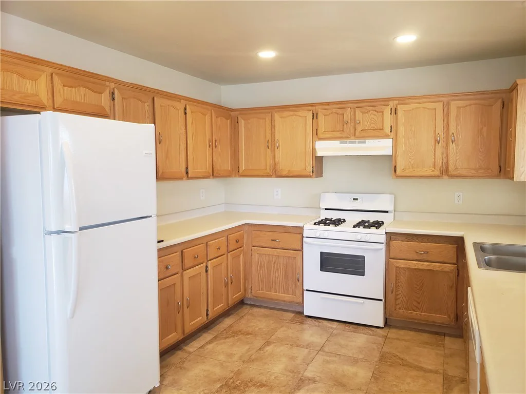 6633 Genevieve, Las Vegas, NV 89108