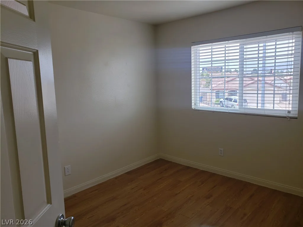 6633 Genevieve, Las Vegas, NV 89108