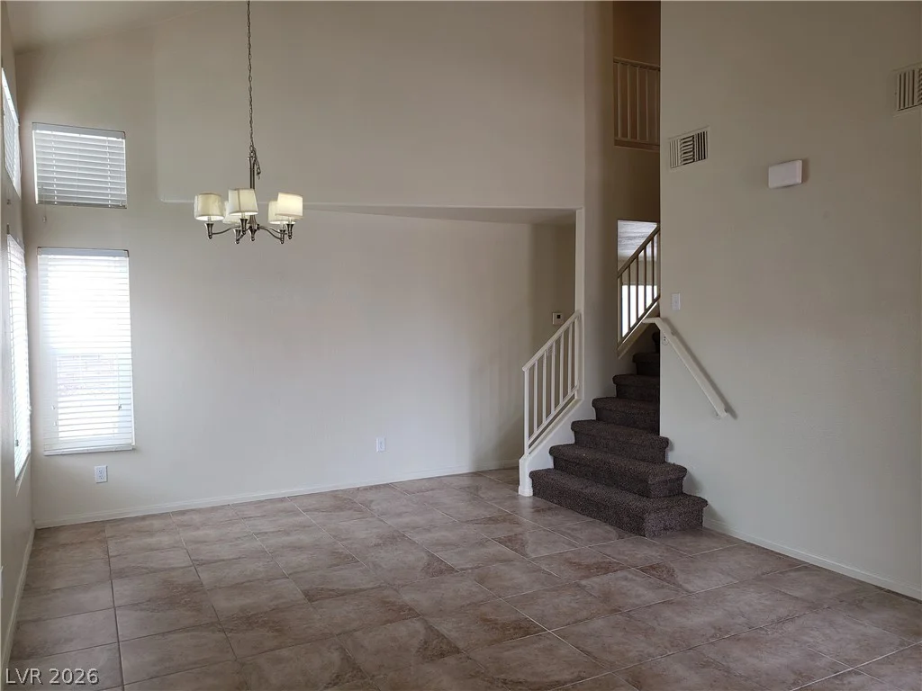 6633 Genevieve, Las Vegas, NV 89108