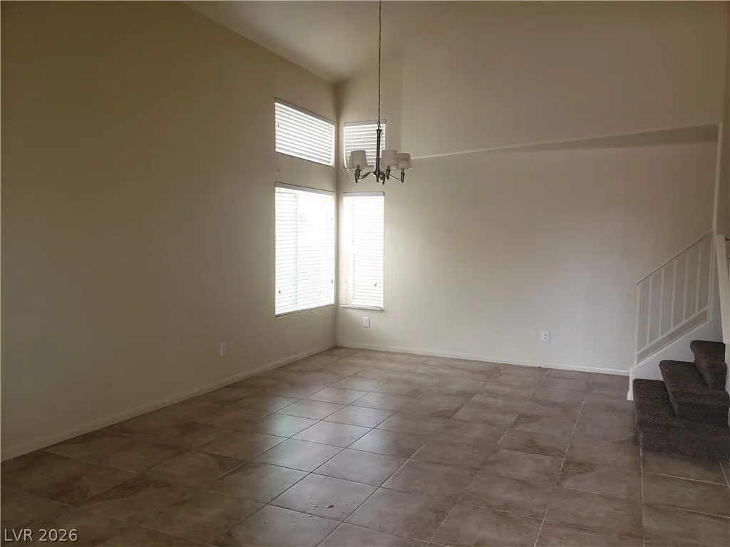 6633 Genevieve, Las Vegas, NV 89108